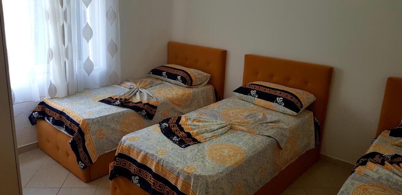 Home Flori&Vili Shkodër 外观 照片